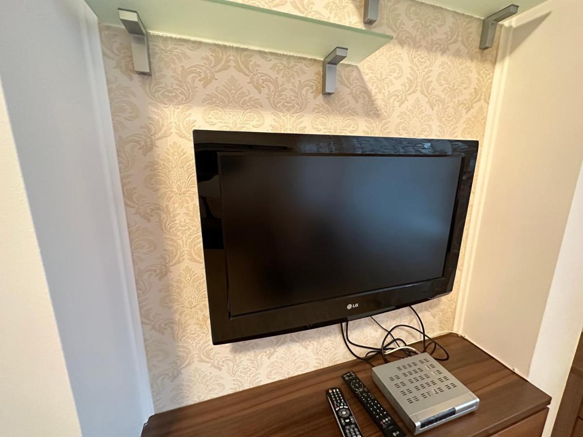 Apartment Sadova كارلوفي فاري المظهر الخارجي الصورة